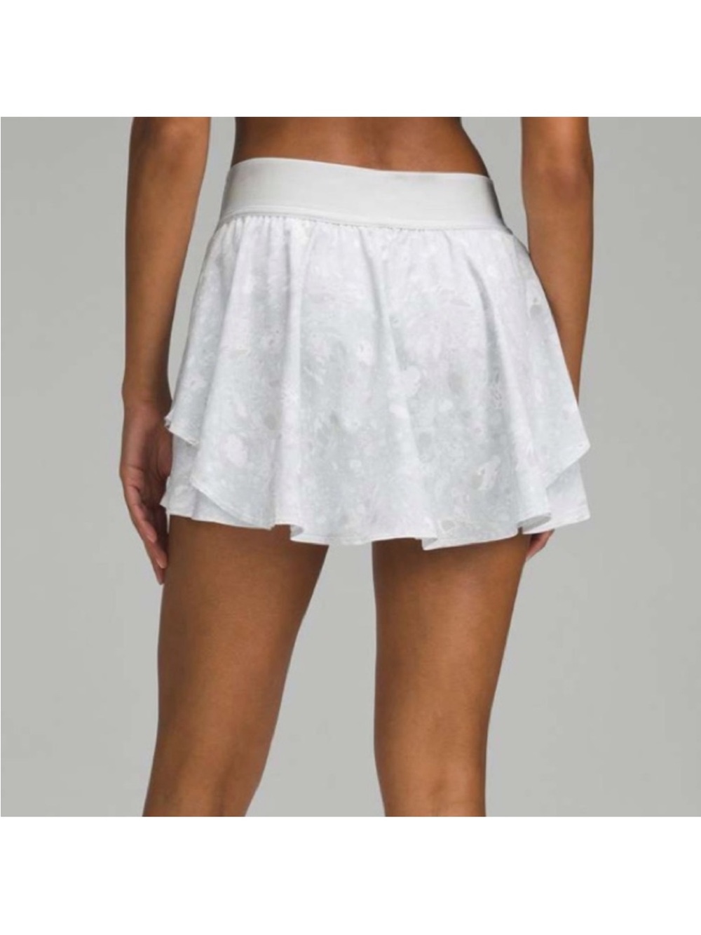 Lululemon court rival high rise skirt in Terrazzo marble silver ice